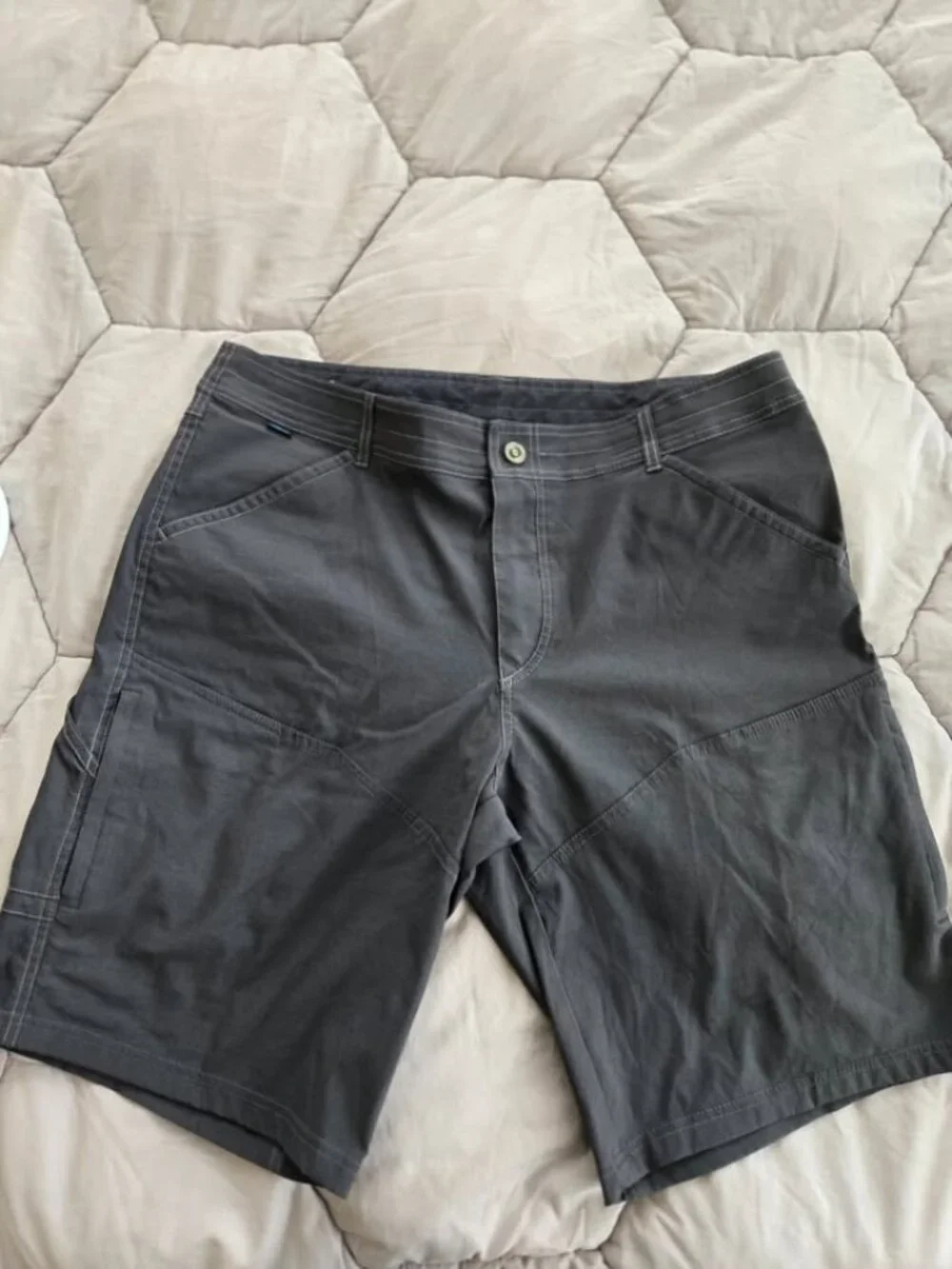 Kuhl Renegate Men s Short Size XL (38) Color Koal Style 5121
